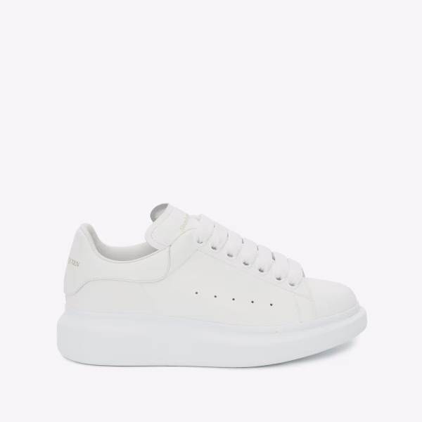 Oversized Sneakers | Unisex