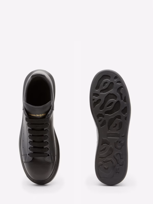 Oversized Sneakers | Unisex