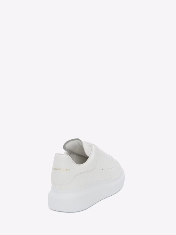 Oversized Sneakers | Unisex